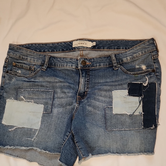torrid Pants - Torrid Distressed Denim Shorts with Patchwork Sz 20